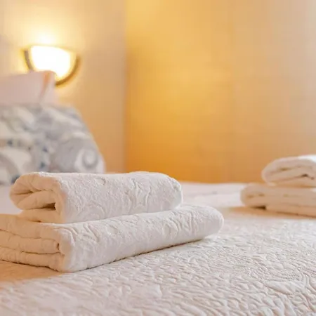 Misho With Terrace * Σπλιτ