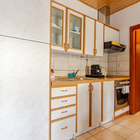 Misho With Terrace Σπλιτ